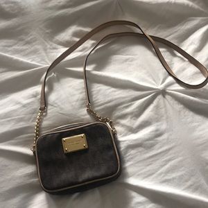 Small Michael Kors crossbody purse